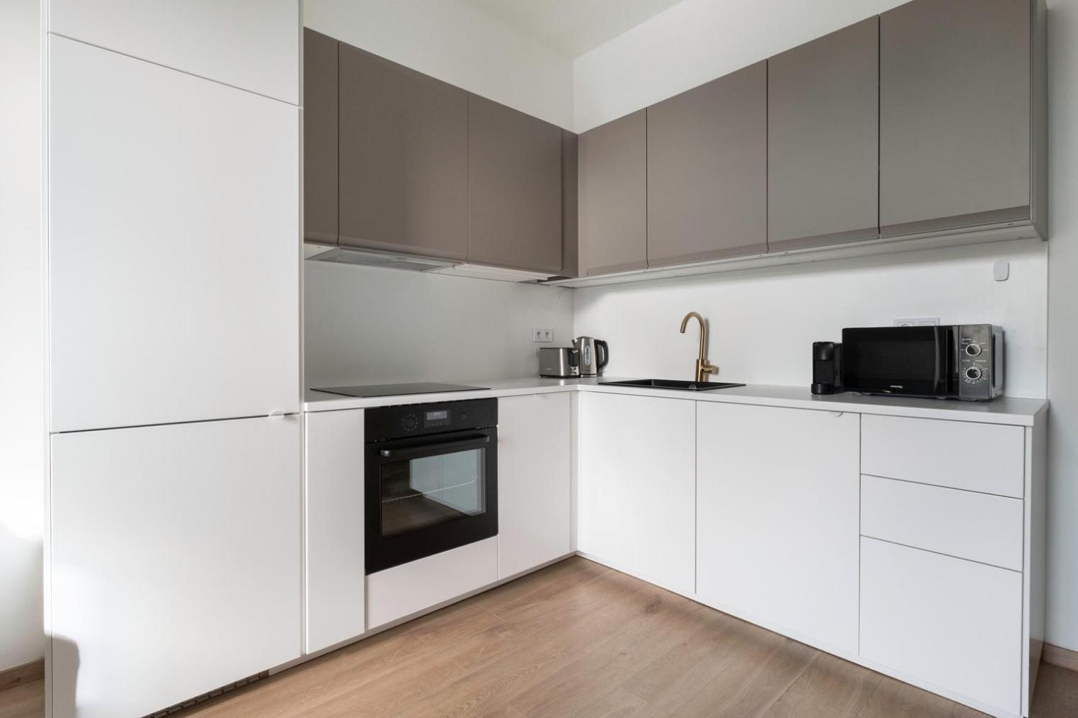 Blueground Vrsovice Near Renaissance-style Park Prg-7 Apartment Prague